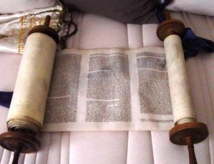 "תוך הנחל" לפרשת ואתחנן ● החן של התורה הקדושה