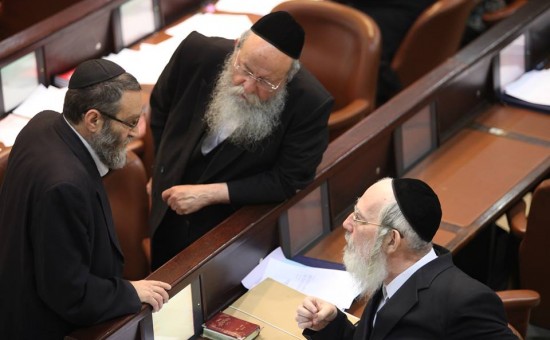 הח"כים החרדיים בהתייעצות