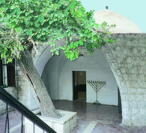 "והעליתם את עצמותי". קבר יוסף