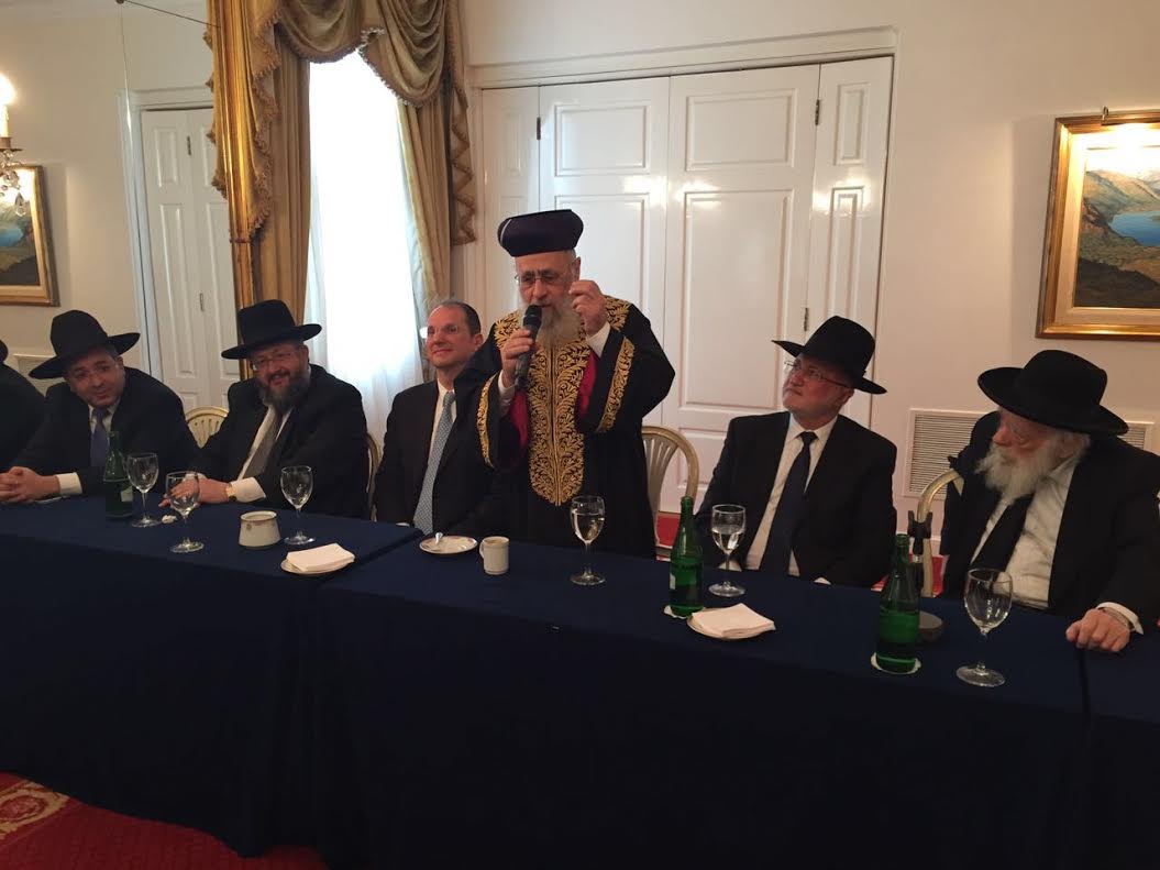 הראשון לציון הגר"י יוסף בארגנטינה