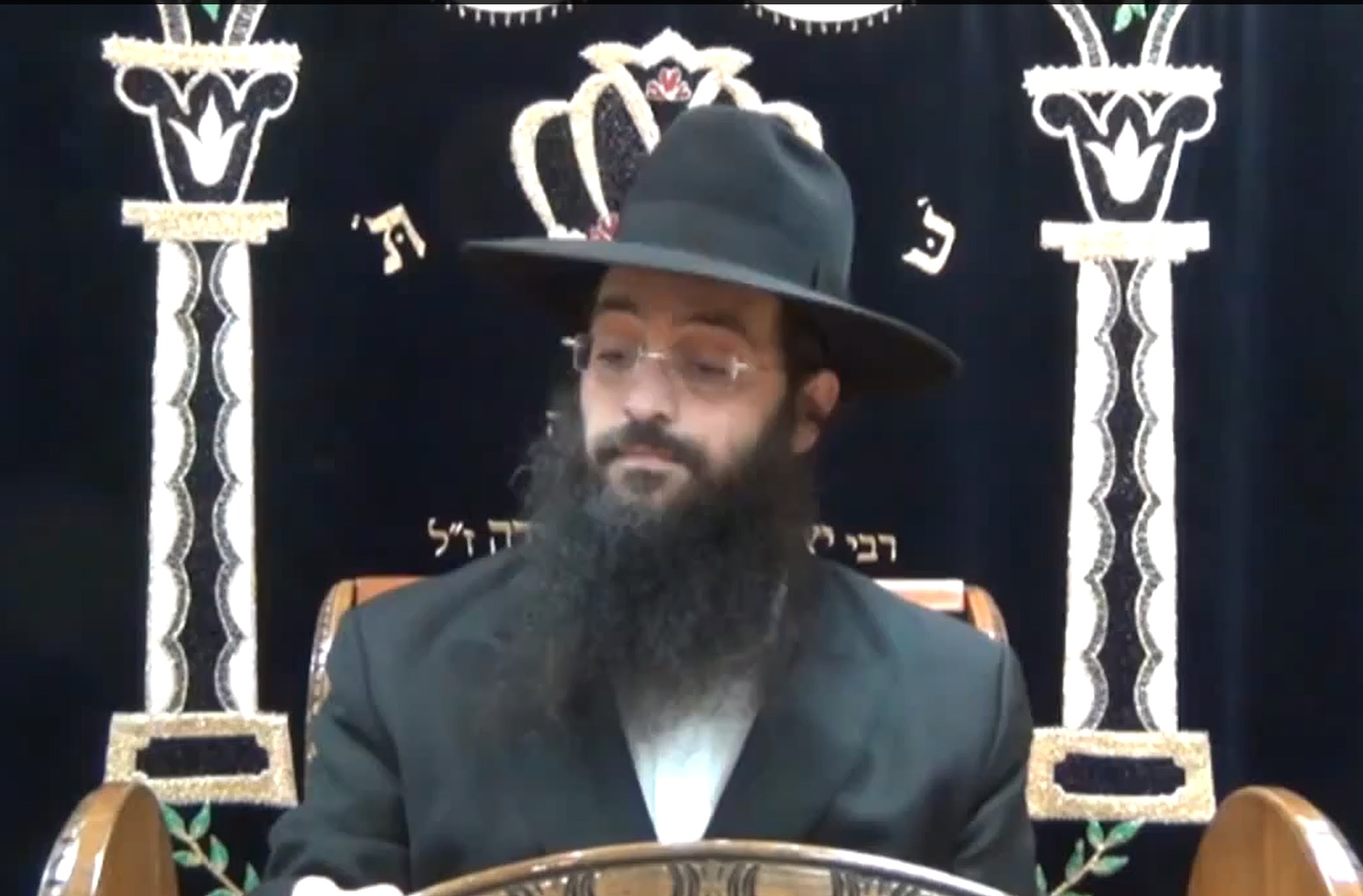 פרשת כי תשא ● הרב מנחם אברהם ביטון