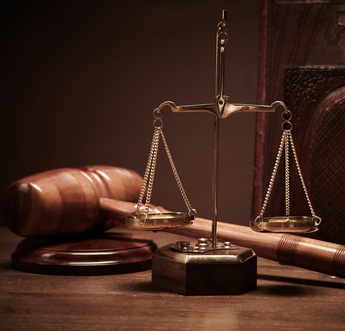 "תוך הנחל" לפרשת משפטים ● בין אדם לחבירו