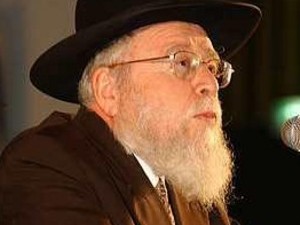 הרב ליאור: "לתקוף באיראן גם ללא ארצות הברית"