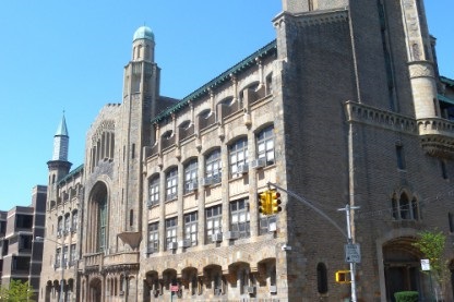 בנין "ישיבה יוניבסרסיטי" בארה"ב