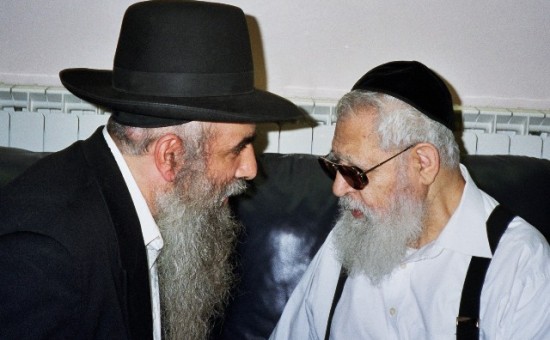 הרב ברכה עם הרב עובדיה