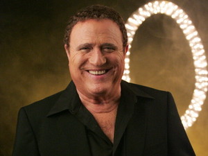 עונשו של יהורם גאון, על שגינה את אויבי חב"ד: 'פשקוויל חילוני'