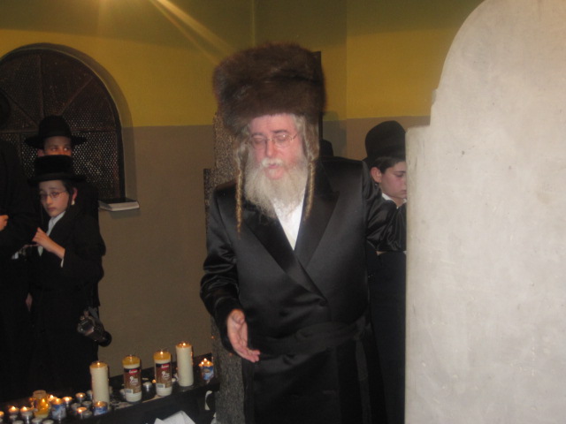 האדמו"ר מרימנוב: "שכינה מדברת מתוך גרוני"