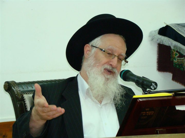 הרה"ג רבי יעקב יוסף: "רוב ספרי התורה בצה"ל פסולים"