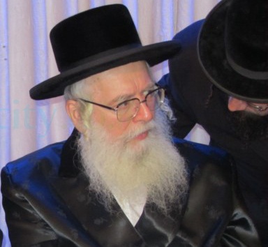 "תוך הנחל" לפרשת שמות ● עין טובה