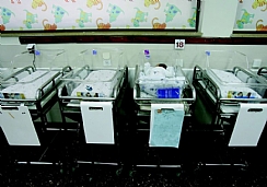 חדר התינוקות בתל השומר (צילום: מעריב) (הגדל)