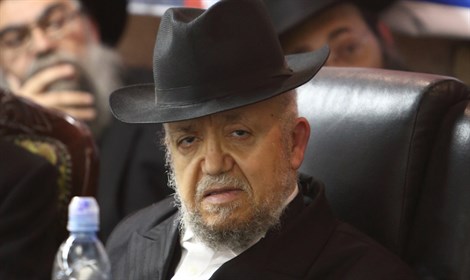 הרב מאזוז תוקף את כולם