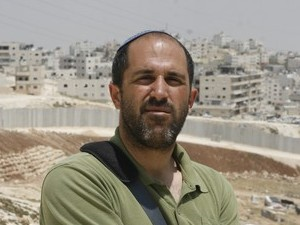 אריה קינג, על רקע חריגות הבניה